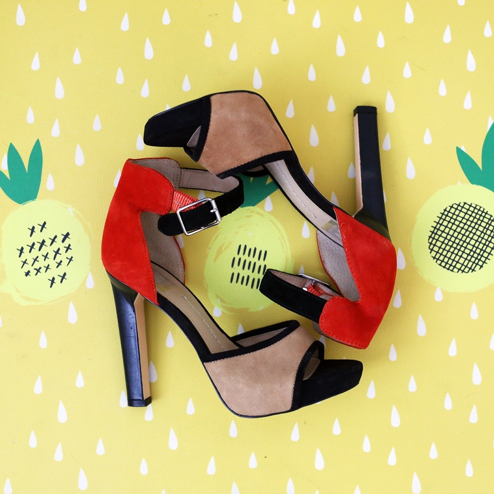 Dolce Vita Heel Sandals!